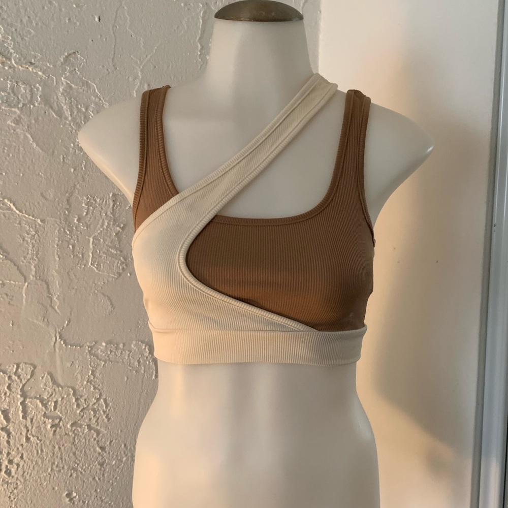 Cutout asymmetric color block crop top